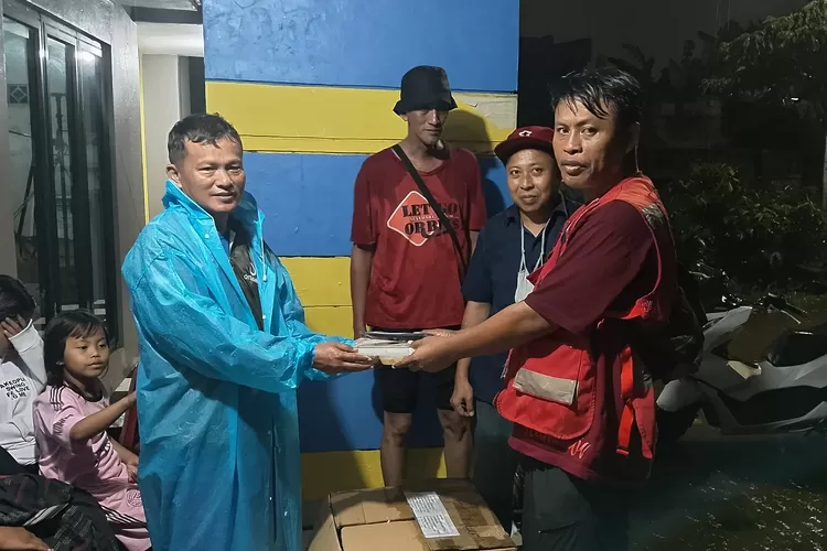 MPKI Kota Tangerang distribusikan bantuan untuk korban terdampak banjir