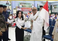 Lepas 187 JCH Kloter 25 Embarkasi Batam, Li Claudia Doakan Kemudahan dan Kelancaran Jalankan Ibadah Haji