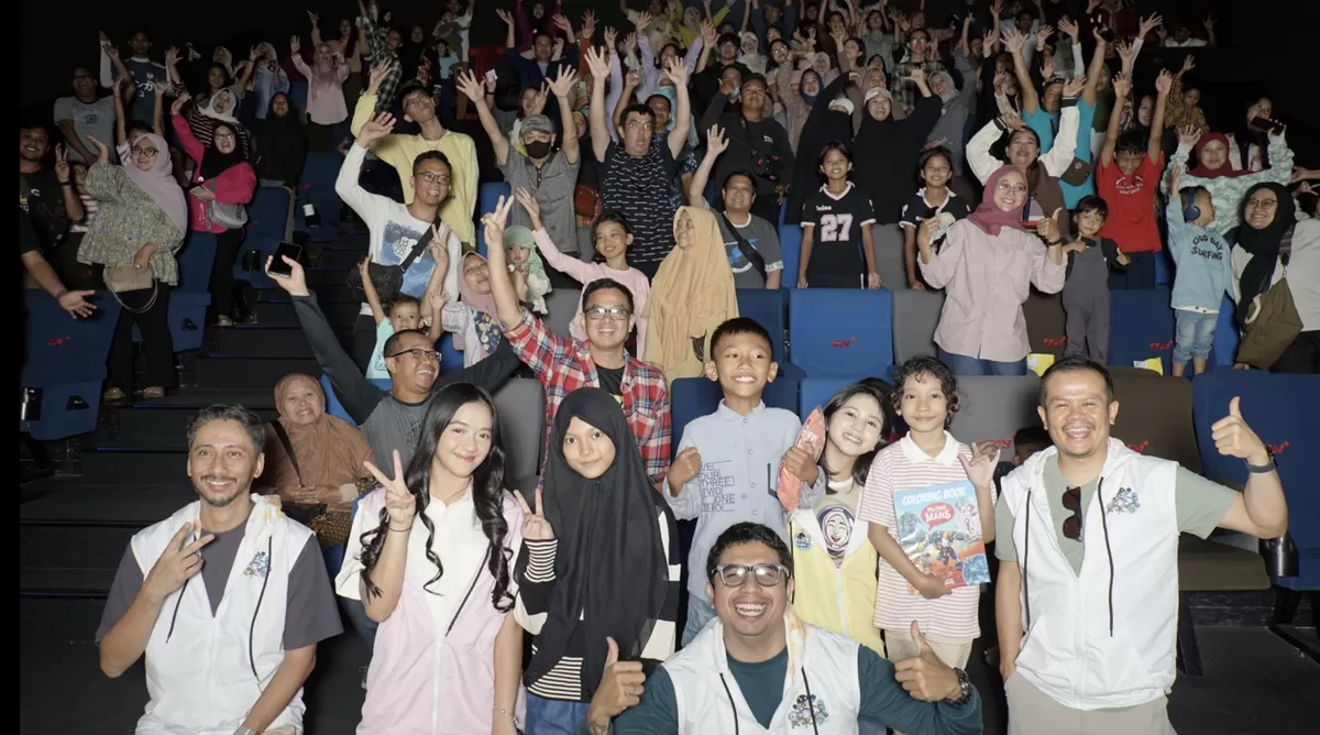 Pelangi di Mars Keliling Surabaya, Semarang, Yogyakarta, Temui Penonton dan Ramaikan Bioskop Saat Libur Lebaran