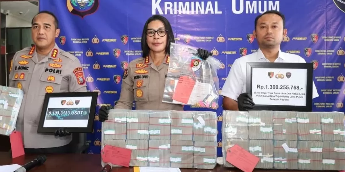 Polda Kepri merealease pengungkapan kasus Judi Online Internasional beroperasi di Batam. 