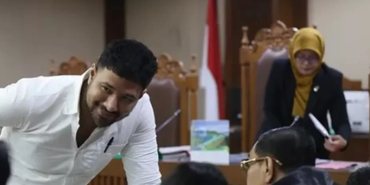 Ammar Zoni saat mengikuti sidang pidana di PN Jakarta Pusat./net