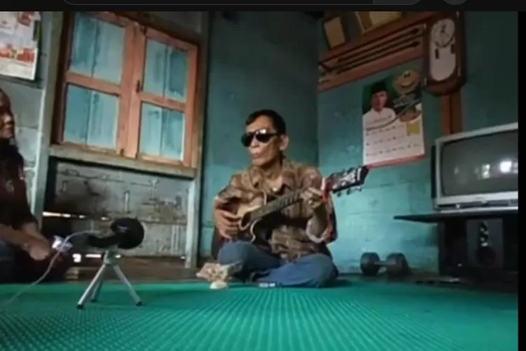 Sahilin, maestro irama Batanghari Sembilan (tangkapan layar facebook @rajaberbari )