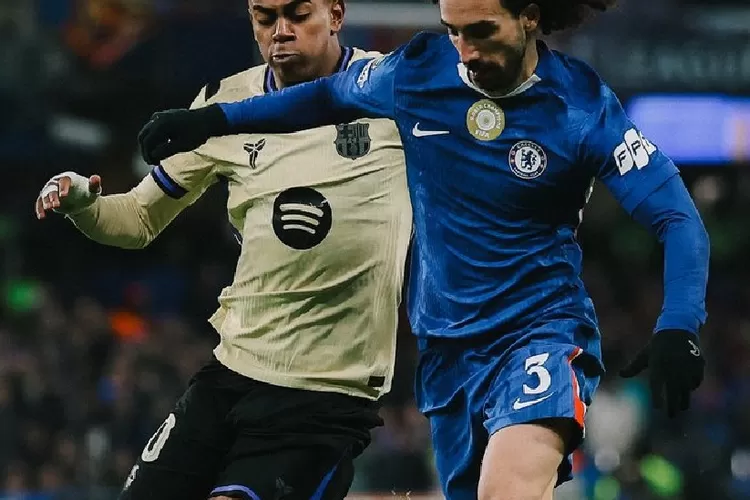 Cucurella Bikin Yamal Tak Berkutik (Foto: X ChelseaFC)
