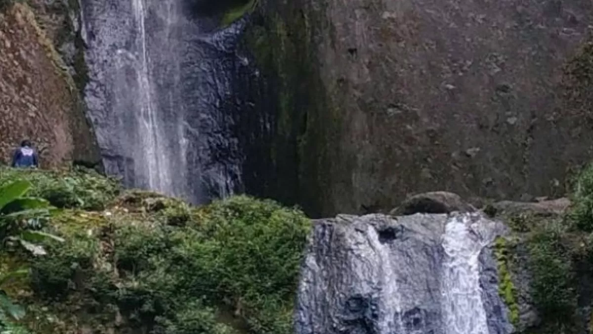 Air Terjun Dolo salah satu wisata alam Kediri (Instagram/explorekediriraya) 