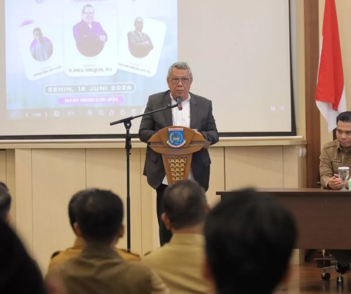 Aparatur Sipil Negara (ASN) yang adaptif dan kompetitif melalui pemanfaatan kecerdasan buatan atau Artificial Intelligence (AI).