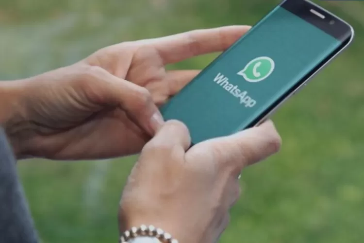 Cara Blur Chat Whatsapp Agar Tidak Diintip Orang Lain Efektif Dijamin Privasi Aman Ayo Bandung 6613