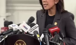 Kementerian Komdigi Diterpa Skandal: Staf Ahli Terlibat Judi Online