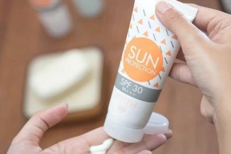 Ini 6 Manfaat Sunscreen Emina, Bikin Kulit Sehat dan Merona! Kamu Wajib