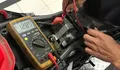 Ternyata Ini Biang Penyebab Daya Aki Sepeda Motor Tiba-tiba Drop