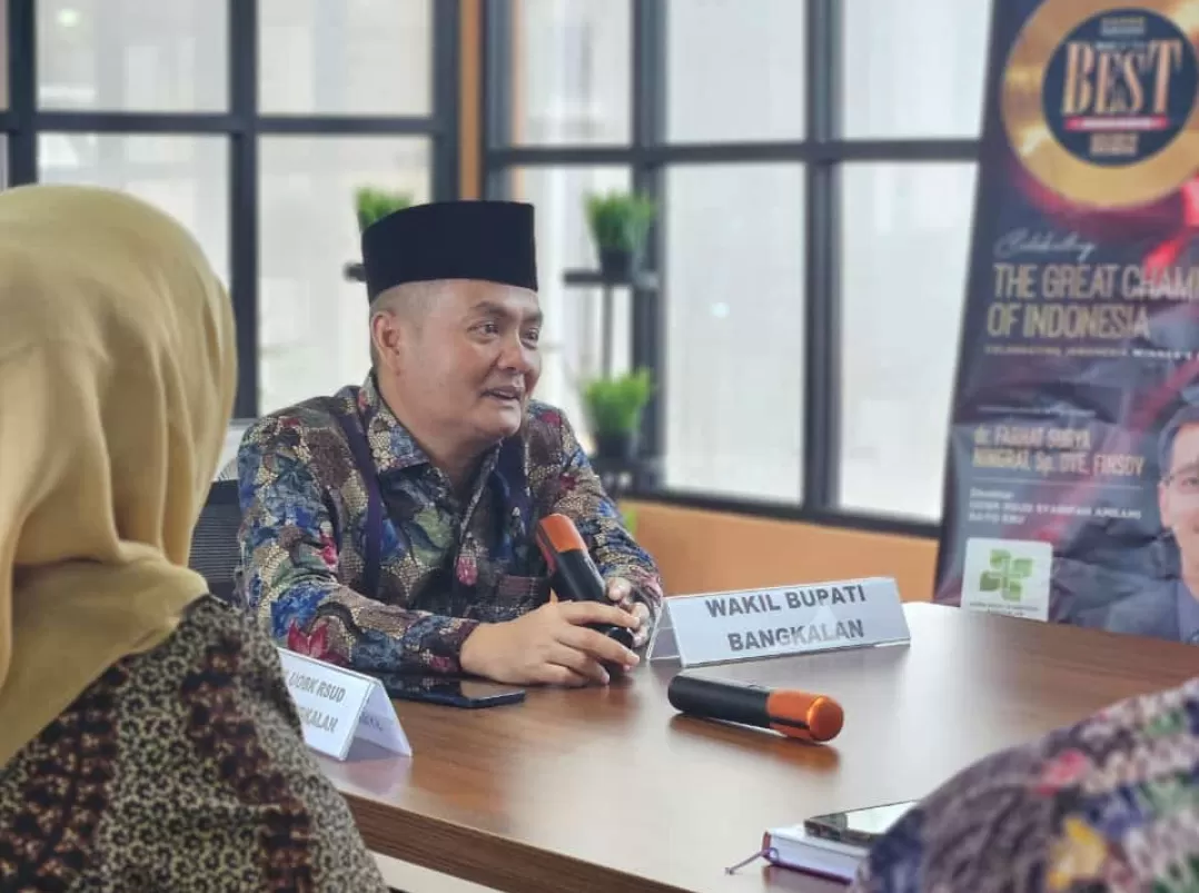 Waki Bupati Bangkalan Moch Fauzan Ja'far menjumpai pegawainya dengan keliling langsung  (muchlis Aliwafha )