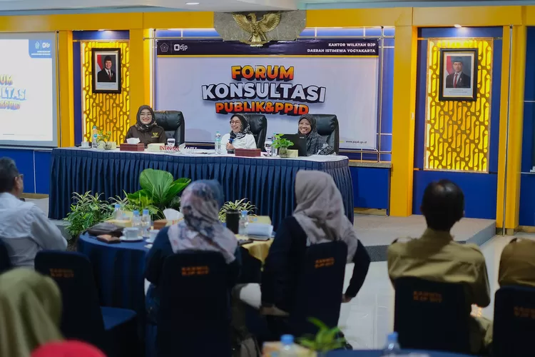 Kanwil DJP DIY menyelenggarakan Forum Konsultasi Publik PPID, Senin (26/5).  (Foto: Dok. Istimewa)