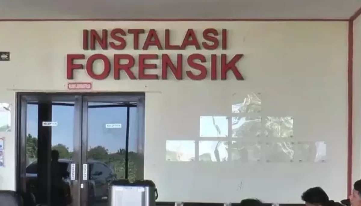  Instalasi Forensik Rumah Sakit Bhayangkara Kepri di Kota Batam saat penanganan jenazah Bripda Natanael Simanungkalit./net