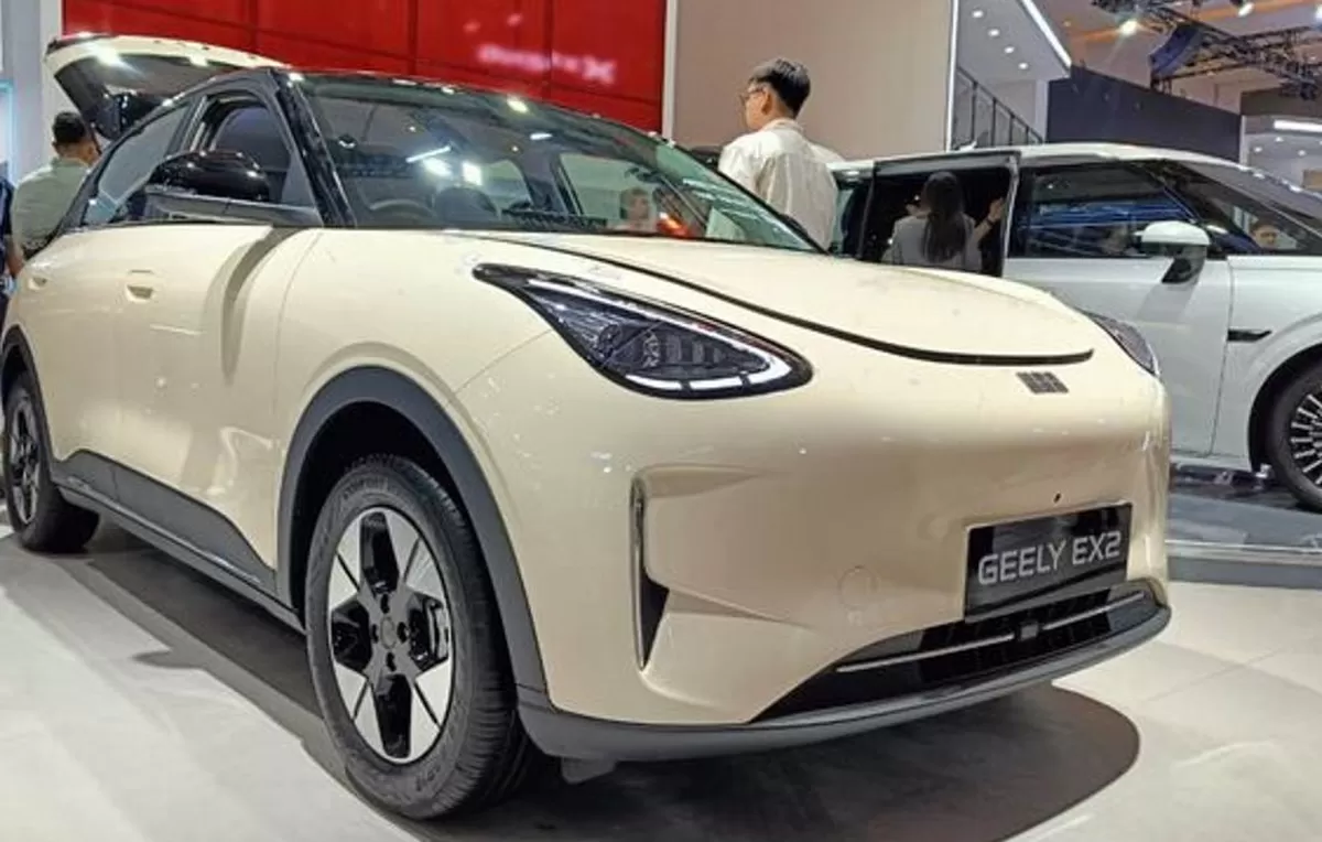 Geely EX2 SUV mulai dipasarkan di Indonesia dan hadir di IIMS 2026.
