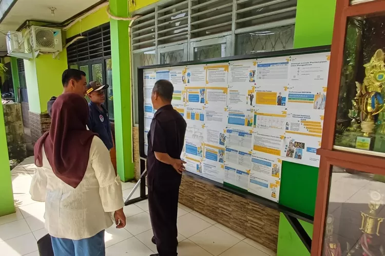 ILUSTRASI : Pelaksanaan SPMB 2025 di salah satu sekolah di Kota Depok. (ANDIKA EKA/RADAR DEPOK)