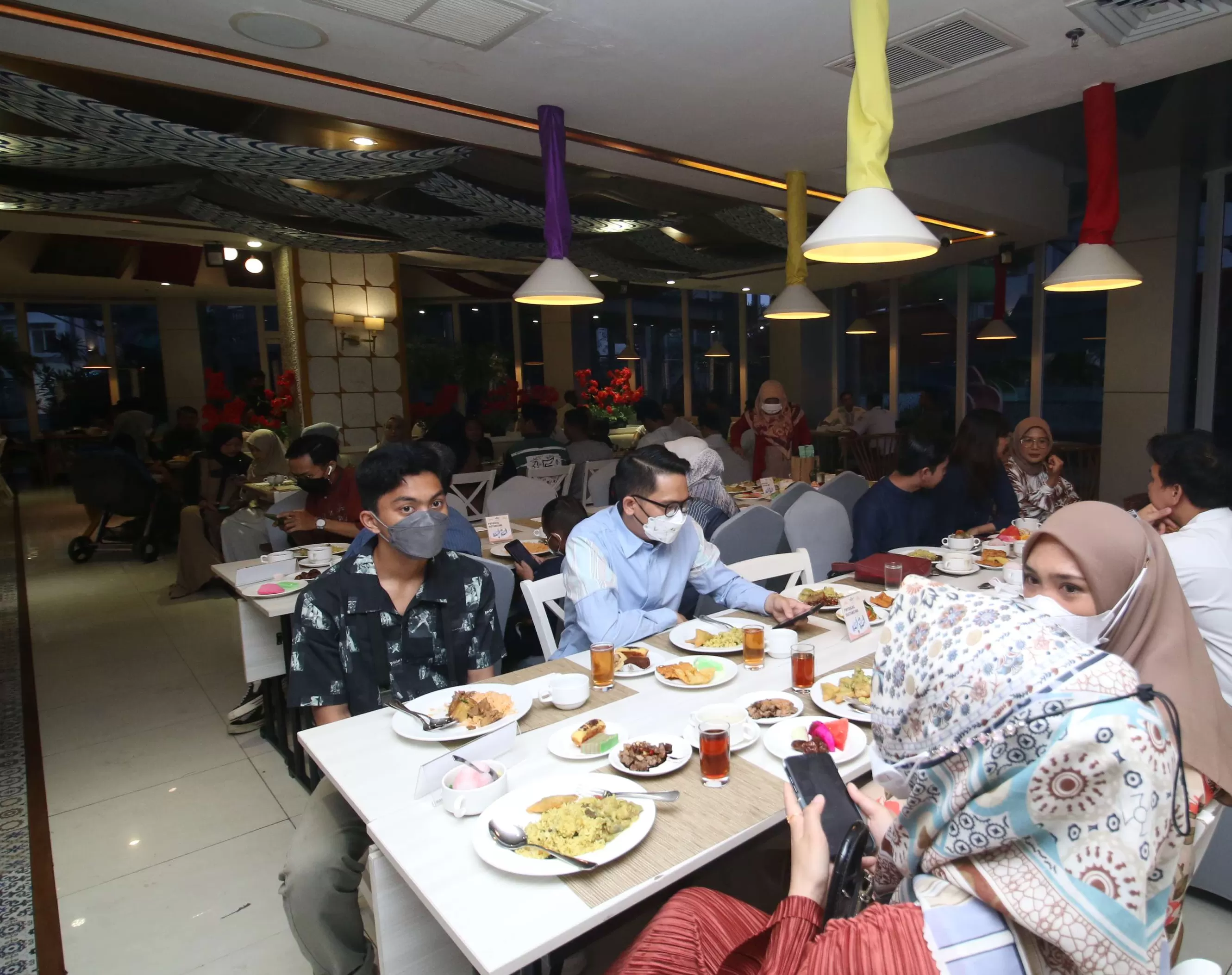 Ilustrasi buka puasa bersama