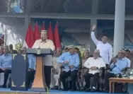 Presiden Prabowo Subianto Sebut Nama Seskab Teddy di Acara Penas KTNA XVII 2026 Langsung Disambut Sorakan Meriah