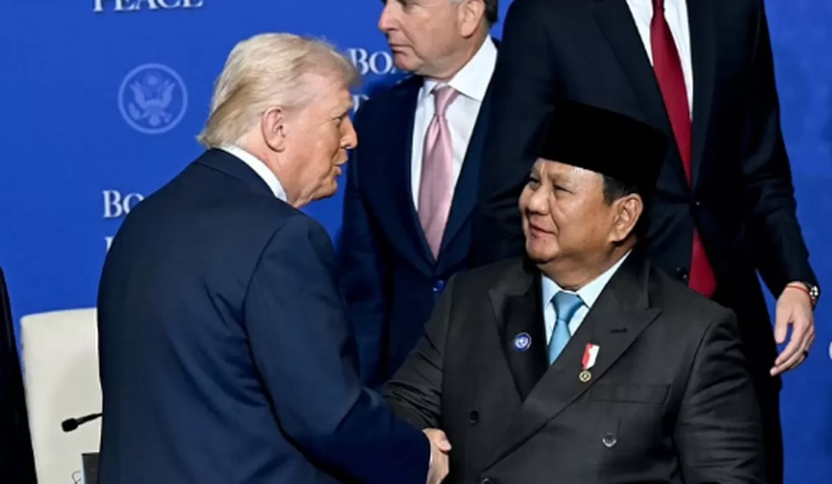 Presiden Prabowo Subianto bersalaman dengan Presiden AS, Donald Trump, di pertemuan perdana (Inaugural Meeting) Board of Peace (BoP) digelar di Washington DC, Amerika Serikat./ig