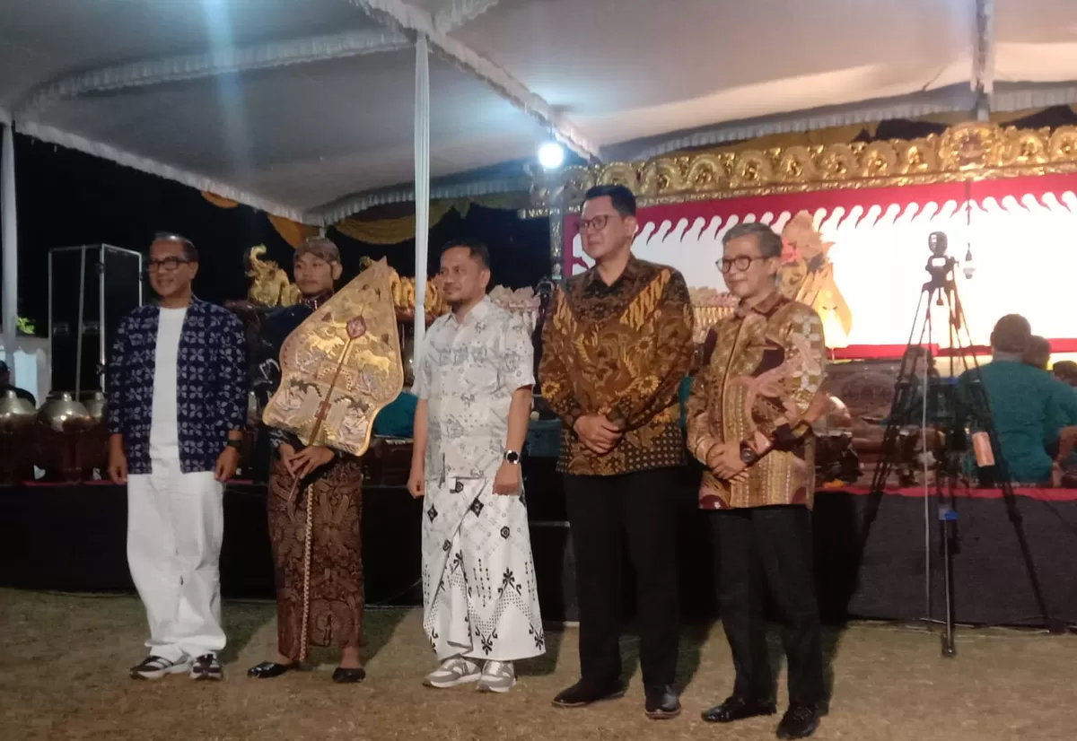 Ki Gading Pawukir Seno Saputro didaulat untuk menggelar pertunjukan wayang kulit "Wahyu Katentreman" (SP.News/Philipus Anton)