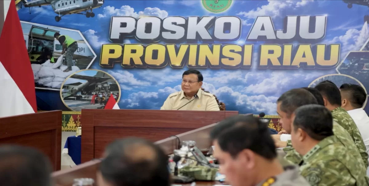 Presiden Prabowo Subianto dalam Rapat Penanganan Kebakaran Hutan dan Lahan (Karhutla) di Riau, Senin (24/8/2026). (Kalimantansatu.com/Dok. Bakom RI)
