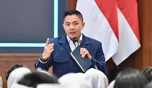 LHKPN Jadi Sorotan, Mengulik Kekayaan Fantastis Teddy Indra Wijaya yang Meroket Tembus 20 M Pasca Setahun Jadi Seskab, Isi Garasinya Bikin Melongo