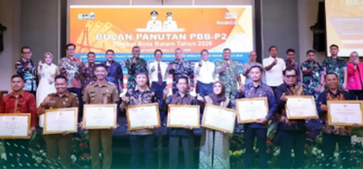 Walikota Batam foto bersama saat menghadiri Bulan Panutan Pajak Bumi dan Bangunan Perdesaan dan Perkotaan (PBB-P2) tingkat Kota Batam.(Foto:ig Diskominfo Batam)