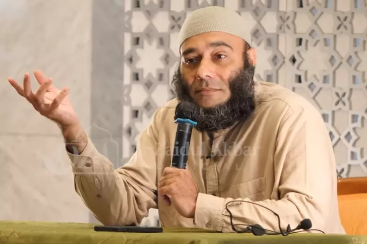 Resep Ramuan Herbal Atasi DBD aladr Zaidul Akbar (Tangkapan Layar YouTube dr Zaidul Akbar Official)