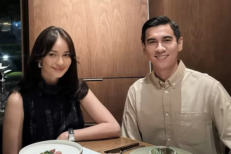 Enzy Storia menikmati makan malam dengan Molen Kasetra (Foto: Gorajuara/ Instagram/ @enzystoria)