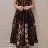 Dress Batik Terbaru: Sebagai Fashion Elegansi Kekiniaan yang Menggoda