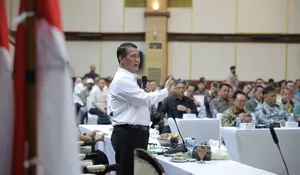 Tak Ada Alasan Harga TBS Turun, Mentan Amran Ultimatum 300 Perusahaan Sawit
