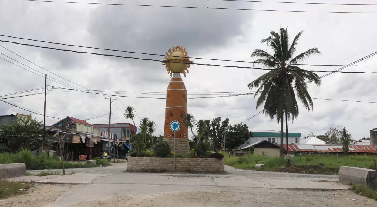 Lokasi pemasangan videotron di Keerom, tepatnya di Arso Swakarsa, di samping Tugu Matahari. (CEPOSONLINE.COM/MUSTAKIM ALI)
