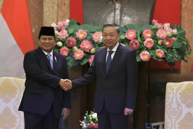 Menteri Pertahanan RI Prabowo Subianto berkunjung ke Hanoi, Vietnam untuk bertemu dengan Presiden Vietnam H.E. T&ocirc; L&acirc;m, Jumat (13/9).
