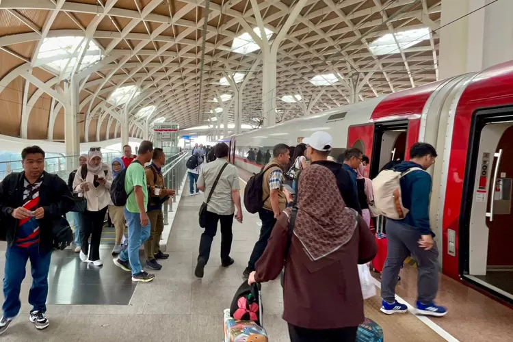 KCIC Catat 43 Persen Penumpang Internasional Whoosh Berasal dari Malaysia, Awal eptember Jumlahnya Meningkat