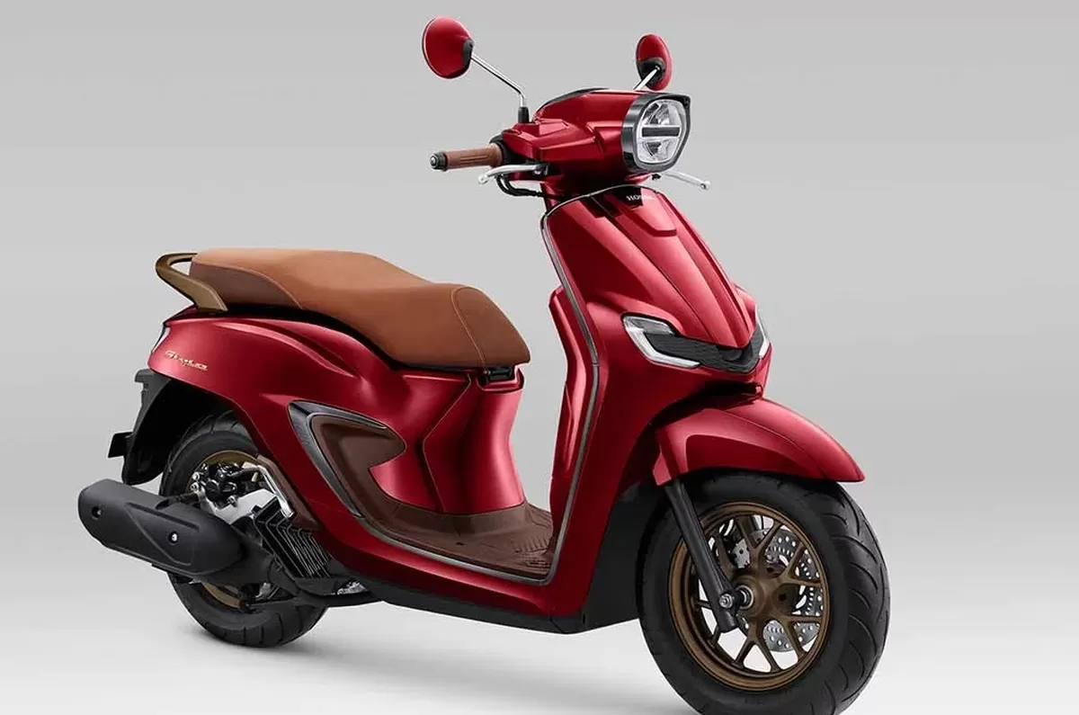  New Honda Stylo 160 skutik fashion premium ini menghadirkan performa yang bertenaga dan responsif.(foto:honda) 