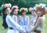 Red Velvet rilis MV baru berjudul 'Cosmic' rayakan 10 tahun hari jadi