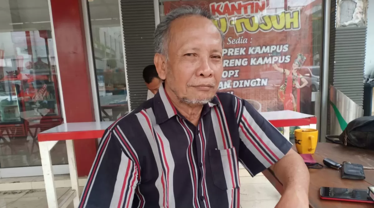 Ketua LSM Rejowangi sekaligus tokoh senior Gerakan Mahasiswa Nasional Indonesia (GMNI) Banyuwangi, Eko Sukartono. (Dok. Promedia Group)