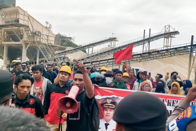 Aksi demonstrasi di PT Resky Utama Jaya (Ist)