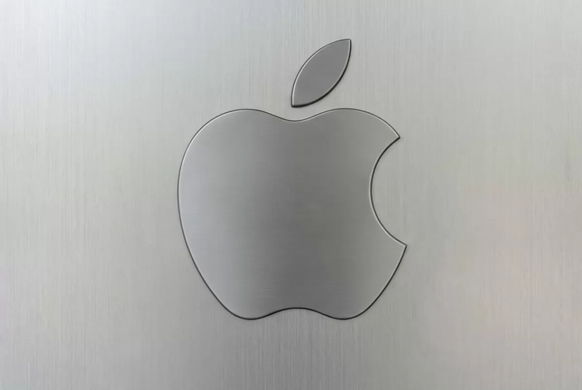 John Ternus CEO Baru Apple Gantikan Tim Cook Mulai September 2026