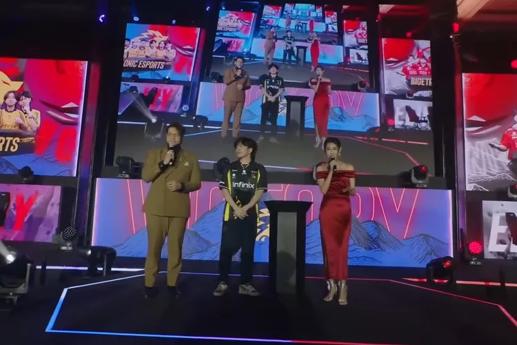 Playoff ESL SPS S6 Challenge Finals, Hasil Akhir ONIC Esports vs BTR Hari Ini, Beralngsung Sengit Raja Langit Kalahkan Robot Merah 2-1 (YouTube MPL Indonesia)