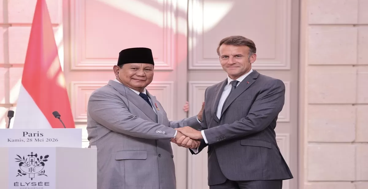 Presiden RI Prabowo Subianto berjabat tangan dengan Presiden Prancis Emmanuel Macron saat peresmian France&ndash;Indonesia High Level Business Council pada 28 Mei 2026. (Kalimantansatu.com/Dok. Bakom RI)