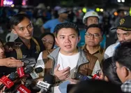 Berbagi Kebahagiaan di Momen Lebaran 2026, Seskab Teddy Klaim Bazar Rakyat di Monas Dihadiri 200 Ribu Orang, Beri Hiburan Masyarakat dan Hidupkan UMKM