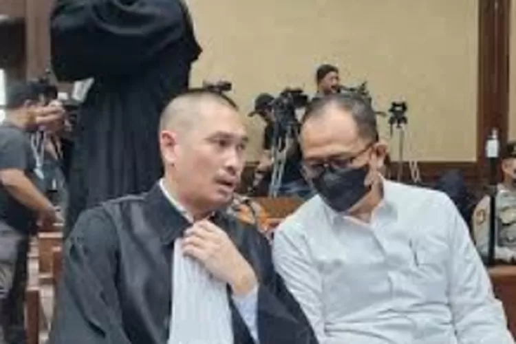 Sidang Perdana, Total Pencucian Uang Rafael Alun Menyentuh Rp100 Miliar ...