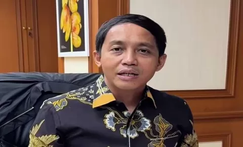 Tak Cukup Hanya Klarifikasi, Menhut Raja Juli Lapor ke KPK soal Amplop dari Bupati Kuansing Suhardiman Amby
