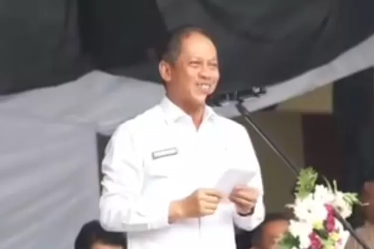 Menteri LH dan Presiden Prabowo tinjau banjir Bali (Dok. IG/ @haniffaisolnurofiq)