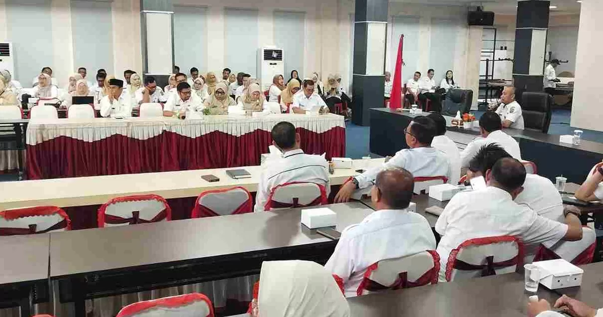 Rapat penyusunan Probis sebagai langkah strategis memetakan alur kerja pemerintahan, meningkatkan kualitas pelayanan publik.( Foto:Diskominfo Tanjungpinang)