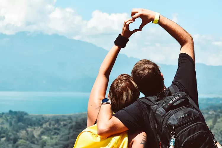 Ilustrasi ramalan cinta dan karir zodiak Sagitarius dan Capricorn berlaku Rabu 4 September 2024 (Pexels/juan mendez)