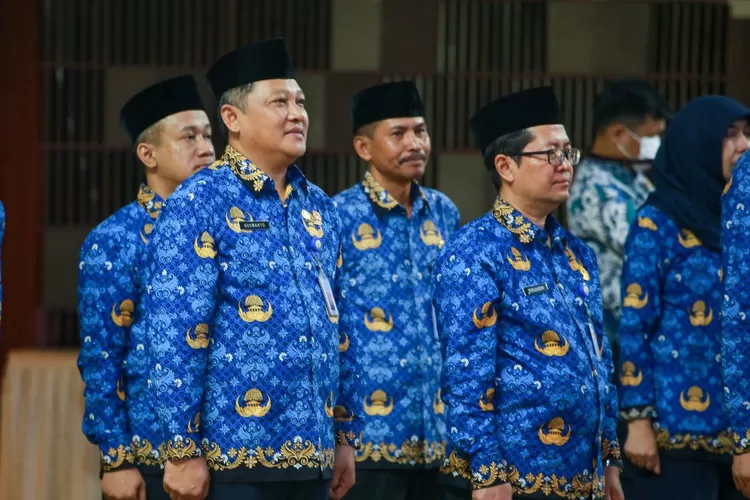 Gaji Ke-13 Pensiunan PNS Tahun 2024 Resmi Dapat Kenaikan, Segini ...