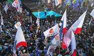 Ratusan Ribu Massa Ikuti Kirab Kebangsaan Prabowo-Gibran di Simpang Lima Semarang