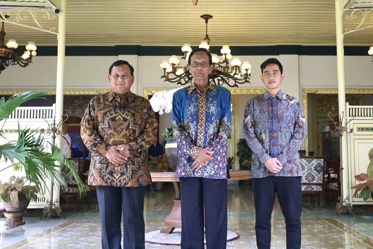 Masyarakat Yogyakarta antusias menyambut kedatangan Prabowo Subianto dan Gibran Rakabuming Raka (dok. istimewa)