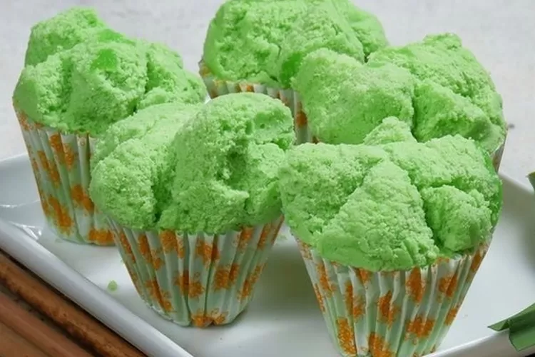 Resep Bolu Kukus Green Tea 15 Menit Mekar Dan Lembut Bahan Sederhana Cuma 2 Telur Cocok Untuk