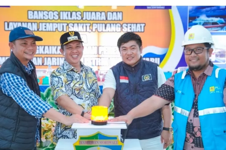 Bupati Morowali Iksan B. Abd Rauf meluncurkan Bansos "Iklas Juara" dan pemfungsian  jaringan listrik